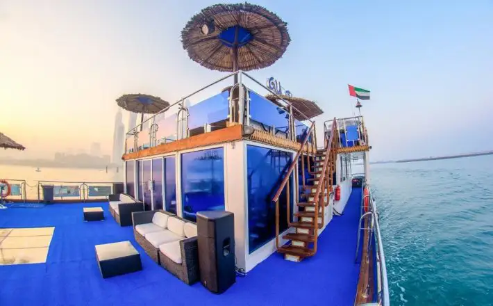 120feet comfortable yacht charter dubai marina