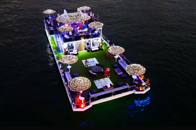 120 Feet Luxury Yacht Dubai