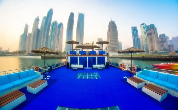 boat rental dubai