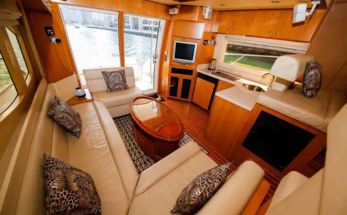44ft yacht trip dubai marina