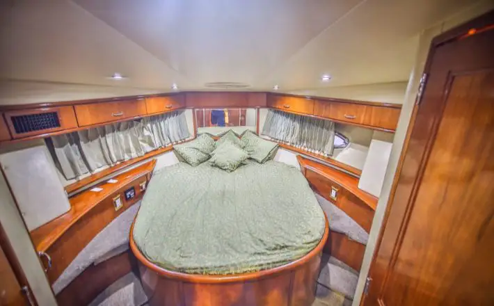 75 feet luxury yacht rentals dubai marina
