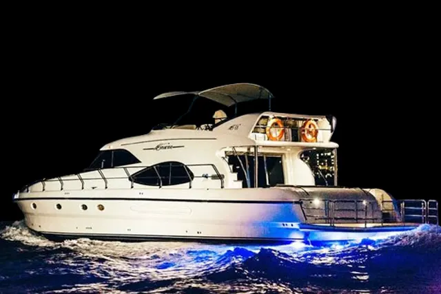 75feet luxury yacht by seahawk