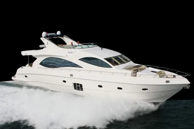 90 feet yacht jacuzzi dubai
