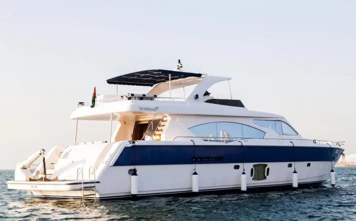 90ft luxurious yacht rental package dubai